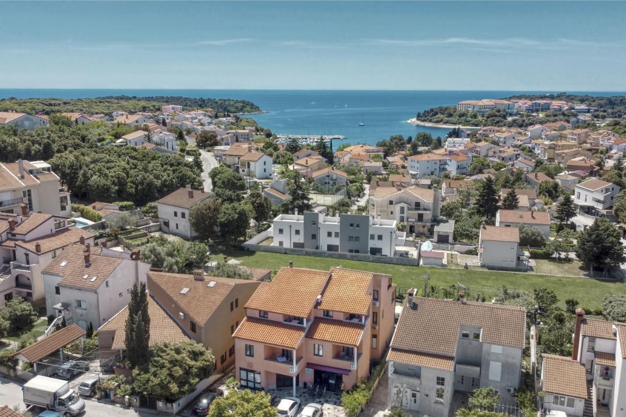 Charming House On The Beach And Deluxe Apartment Pula Værelse billede