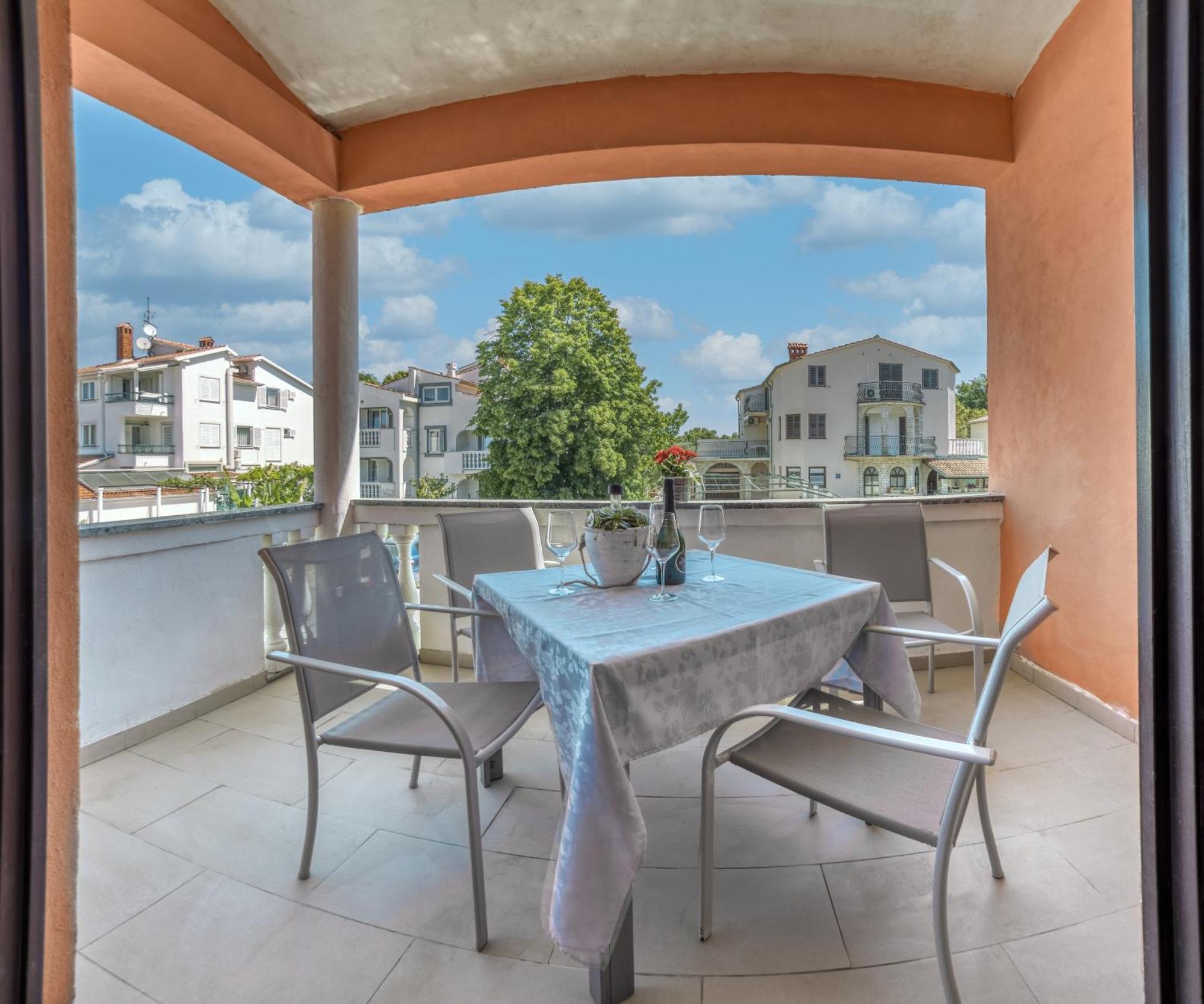Charming House On The Beach And Deluxe Apartment Pula Værelse billede
