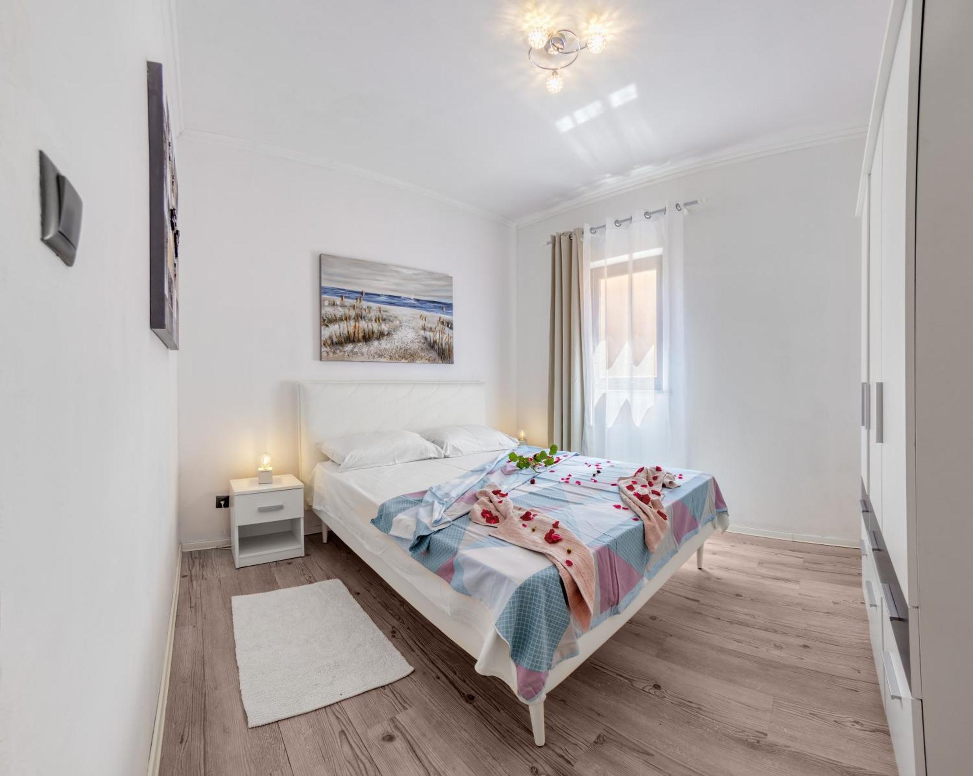 Charming House On The Beach And Deluxe Apartment Pula Værelse billede